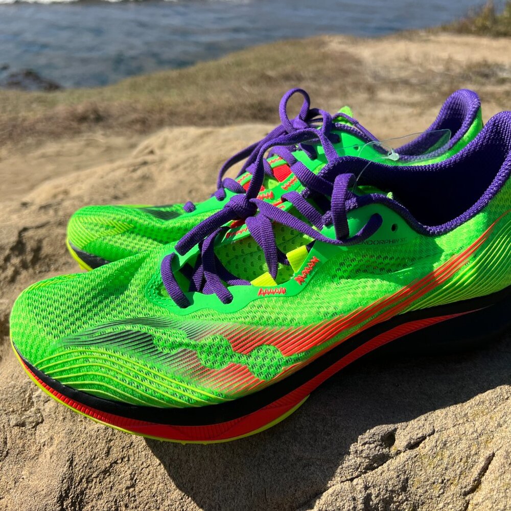 Saucony Endorphin Spikes